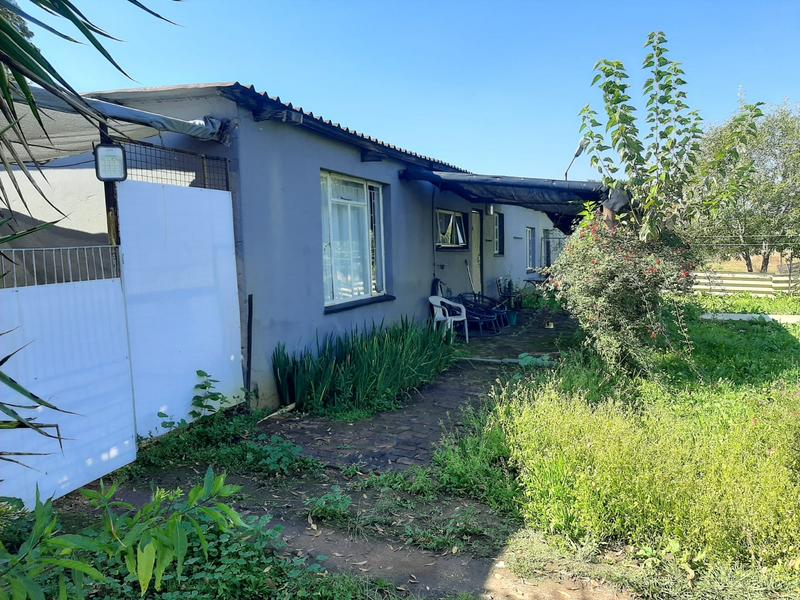 4 Bedroom Property for Sale in Magaliesmoot Gauteng