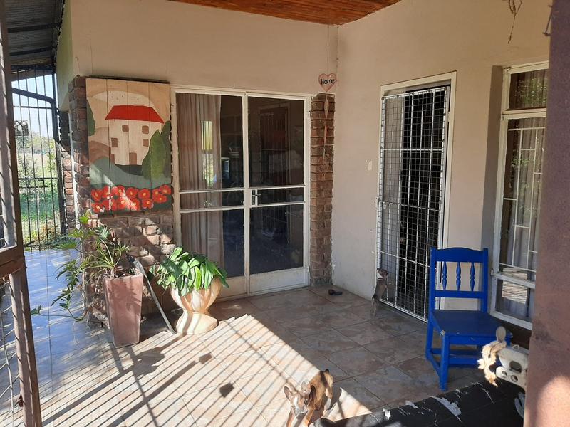 4 Bedroom Property for Sale in Magaliesmoot Gauteng
