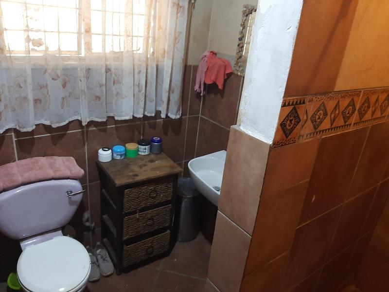 4 Bedroom Property for Sale in Magaliesmoot Gauteng