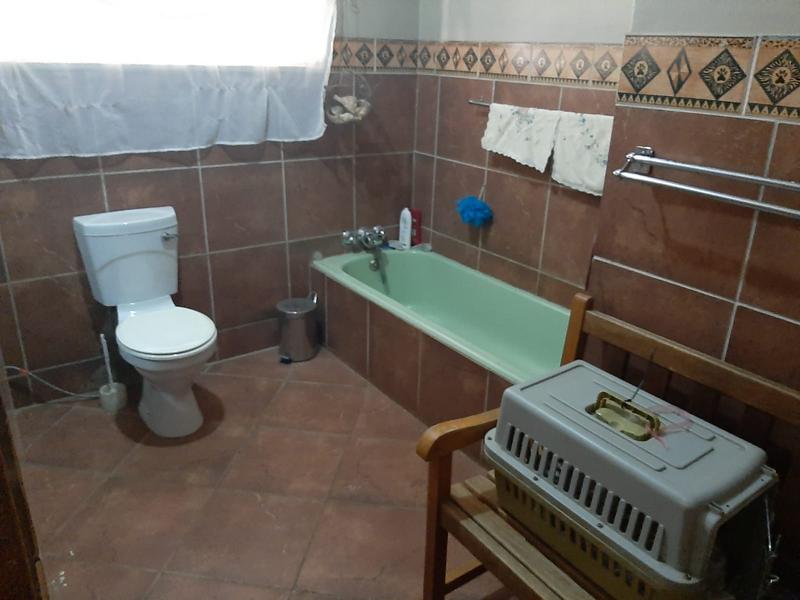 4 Bedroom Property for Sale in Magaliesmoot Gauteng