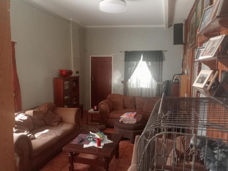 3 Bedroom Property for Sale in Magaliesmoot Gauteng