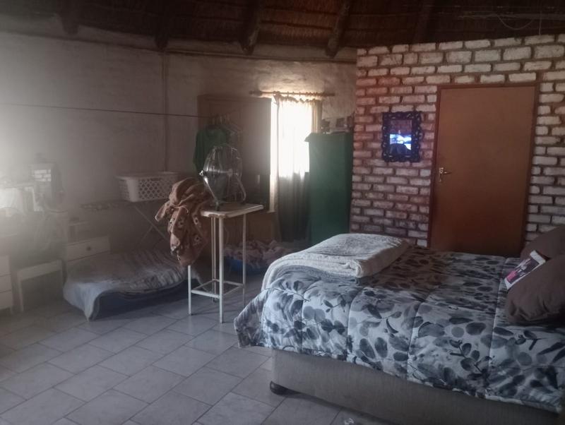 3 Bedroom Property for Sale in Magaliesmoot Gauteng