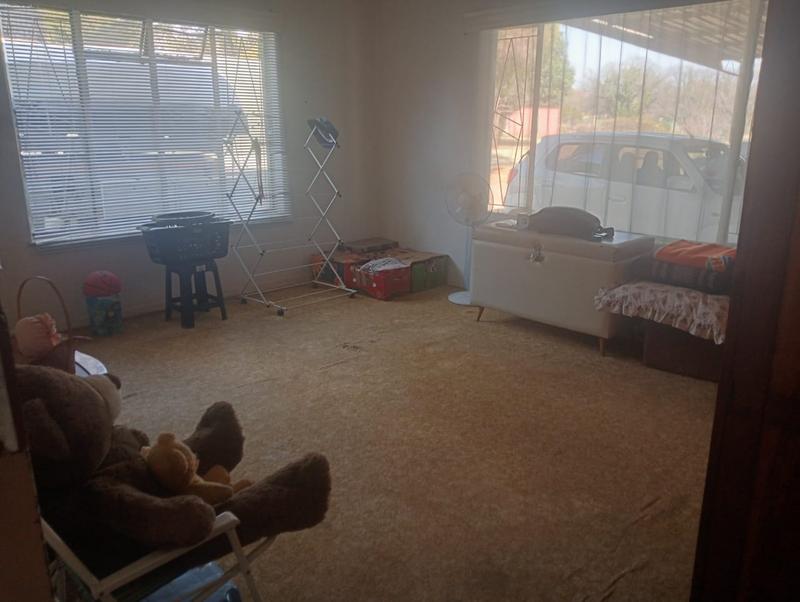 3 Bedroom Property for Sale in Magaliesmoot Gauteng