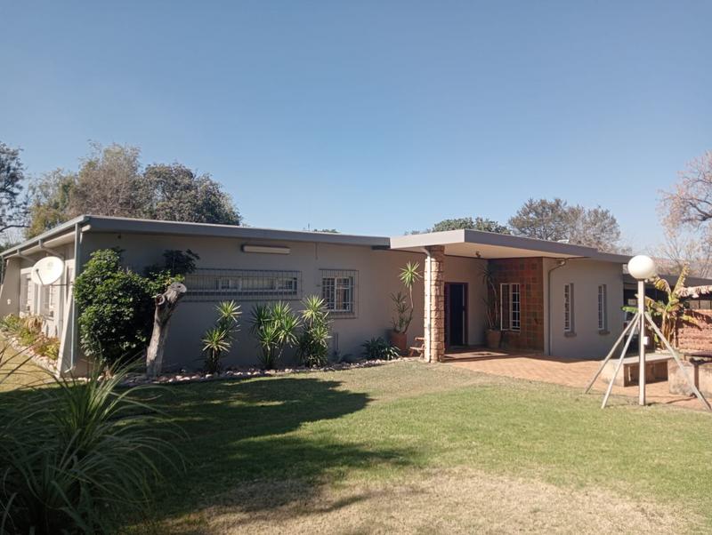4 Bedroom Property for Sale in Swacina Park Gauteng
