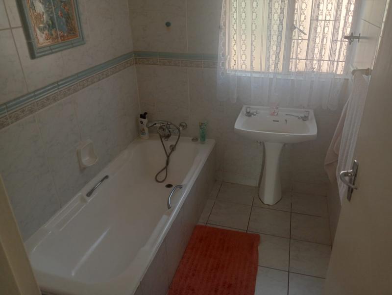 4 Bedroom Property for Sale in Swacina Park Gauteng