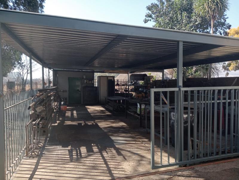 5 Bedroom Property for Sale in Swacina Park Gauteng