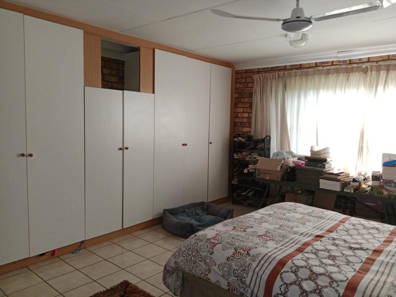 2 Bedroom Property for Sale in Groenfontein Gauteng