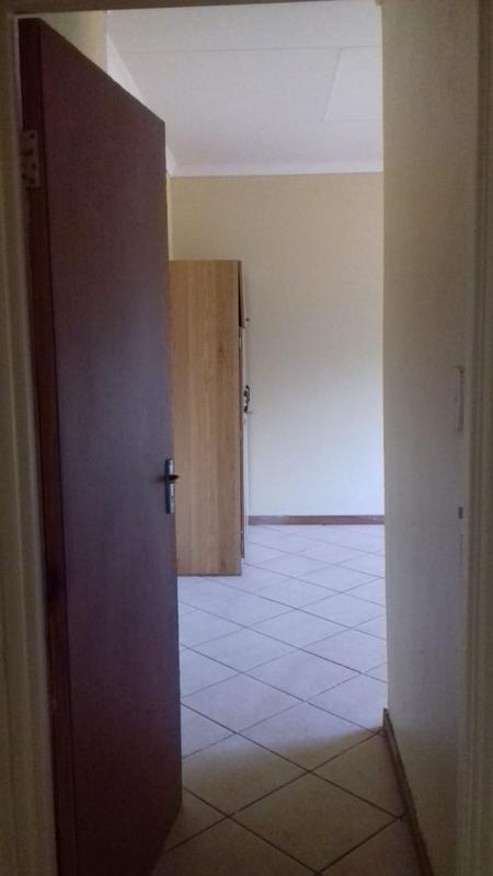 3 Bedroom Property for Sale in Honingneskrans Ah Gauteng