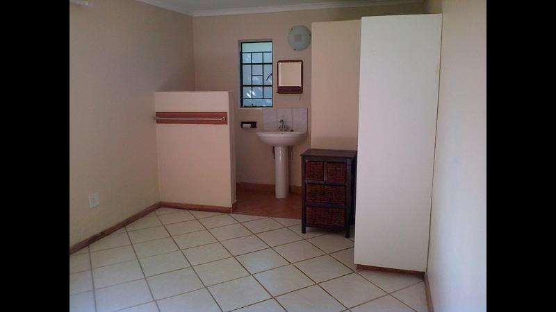 3 Bedroom Property for Sale in Honingneskrans Ah Gauteng