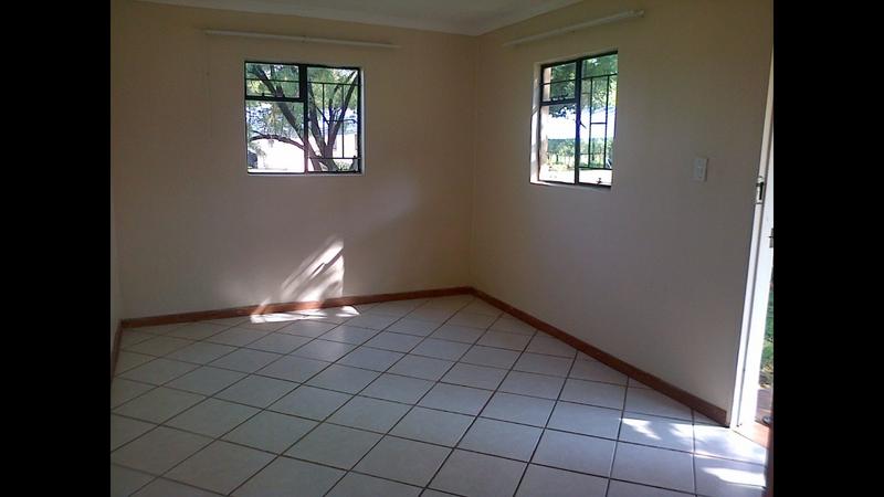 3 Bedroom Property for Sale in Honingneskrans Ah Gauteng