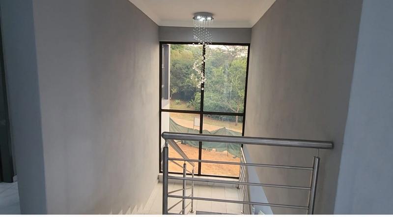 5 Bedroom Property for Sale in Roodepark Eco Estate Gauteng