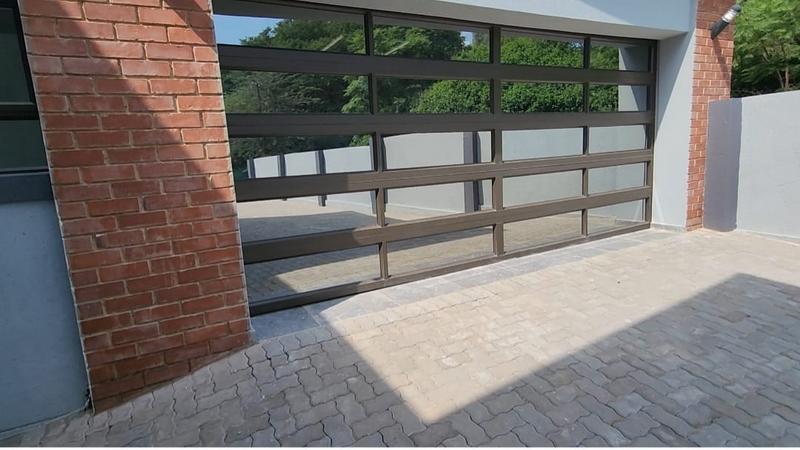 5 Bedroom Property for Sale in Roodepark Eco Estate Gauteng