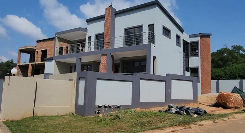 5 Bedroom Property for Sale in Roodepark Eco Estate Gauteng