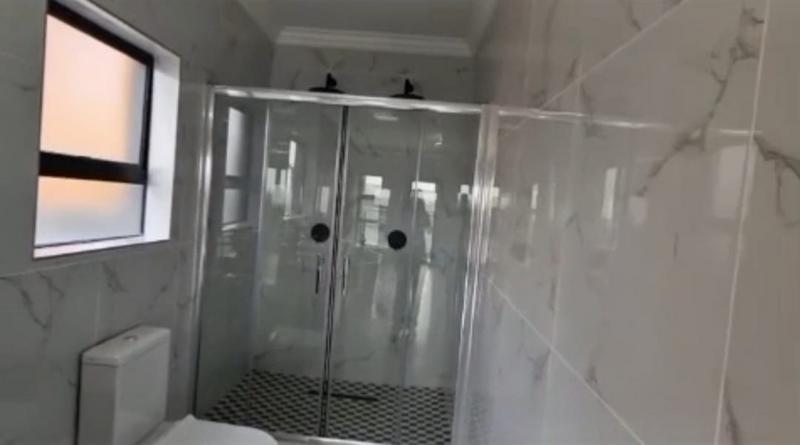 5 Bedroom Property for Sale in Roodepark Eco Estate Gauteng