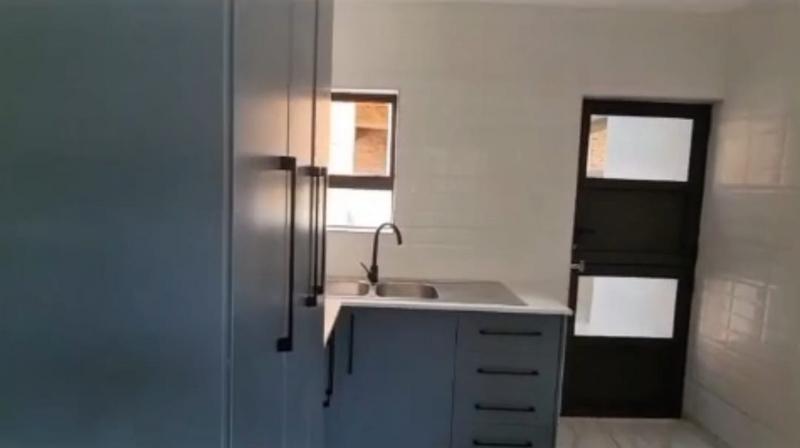 5 Bedroom Property for Sale in Roodepark Eco Estate Gauteng