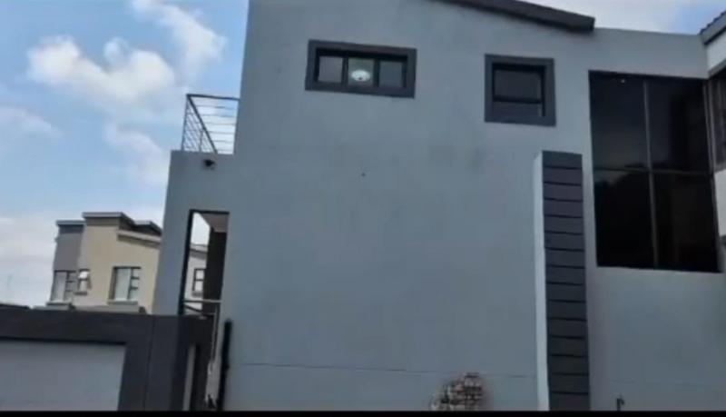 5 Bedroom Property for Sale in Roodepark Eco Estate Gauteng