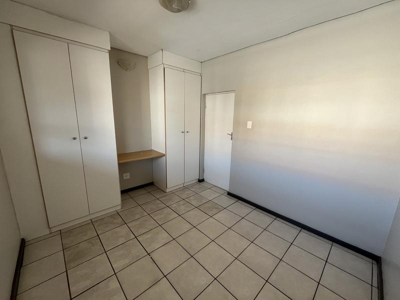 To Let 2 Bedroom Property for Rent in Waterkloof Glen Gauteng