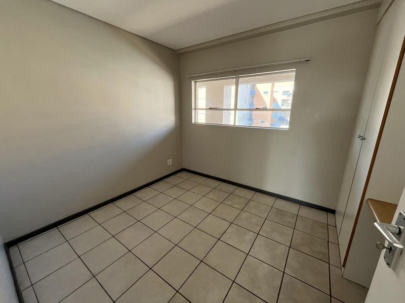 To Let 2 Bedroom Property for Rent in Waterkloof Glen Gauteng