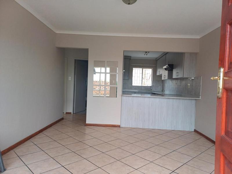 2 Bedroom Property for Sale in Eldoraigne Gauteng