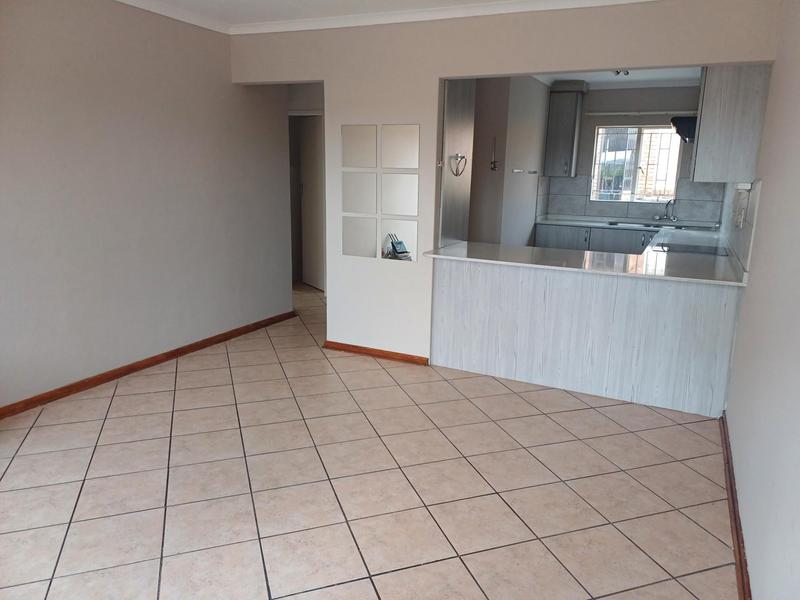 2 Bedroom Property for Sale in Eldoraigne Gauteng