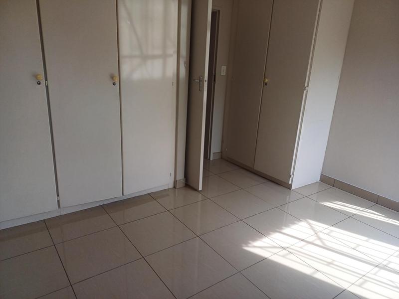 2 Bedroom Property for Sale in Eldoraigne Gauteng