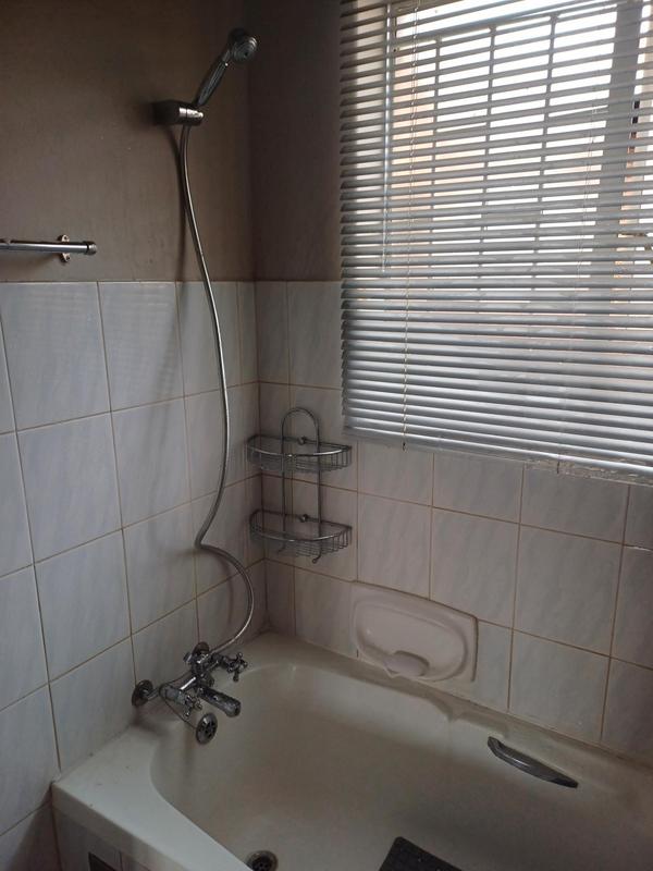 2 Bedroom Property for Sale in Eldoraigne Gauteng