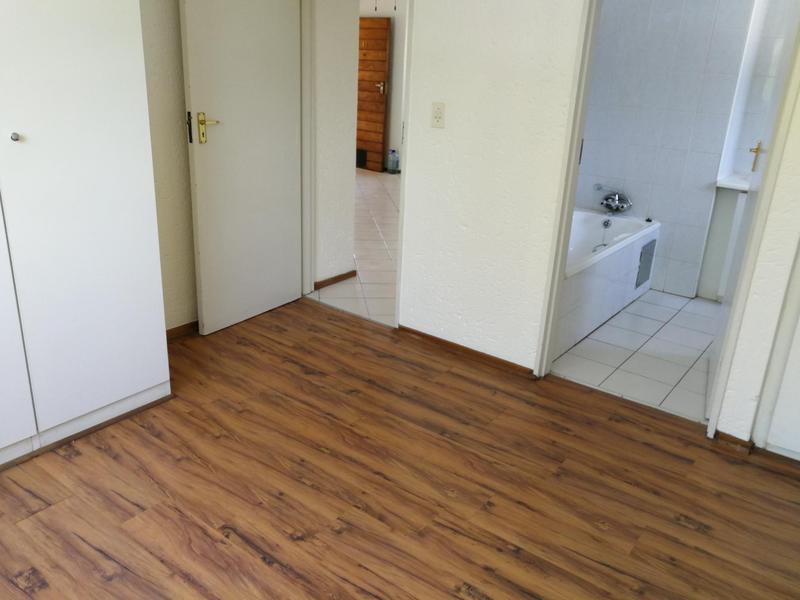 2 Bedroom Property for Sale in Waterkloof Ridge Gauteng