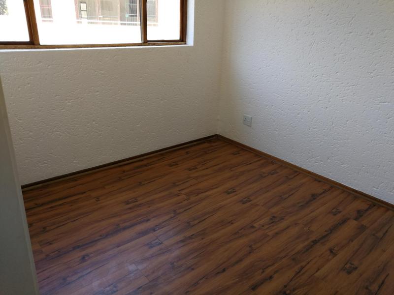 2 Bedroom Property for Sale in Waterkloof Ridge Gauteng
