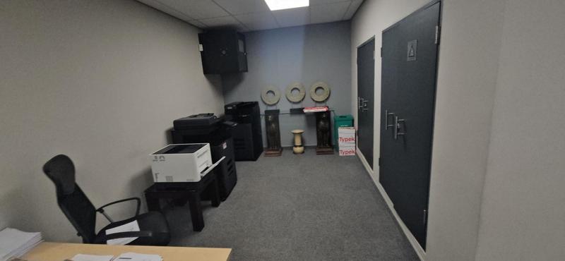 To Let commercial Property for Rent in Olifantsfontein Gauteng