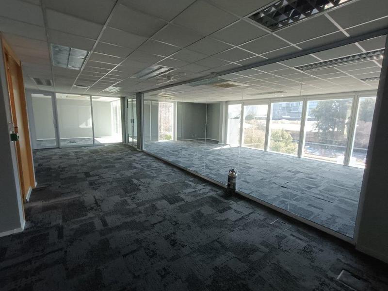 To Let commercial Property for Rent in Wierda Valley Gauteng