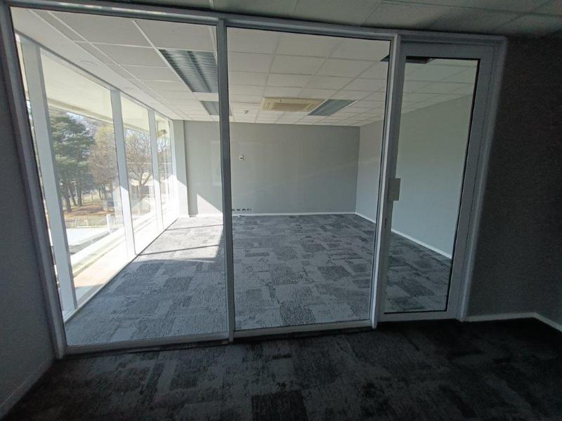 To Let commercial Property for Rent in Wierda Valley Gauteng