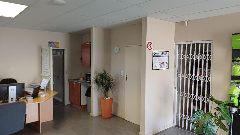 To Let commercial Property for Rent in Rooihuiskraal Gauteng