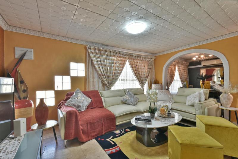 4 Bedroom Property for Sale in Alveda Park Gauteng