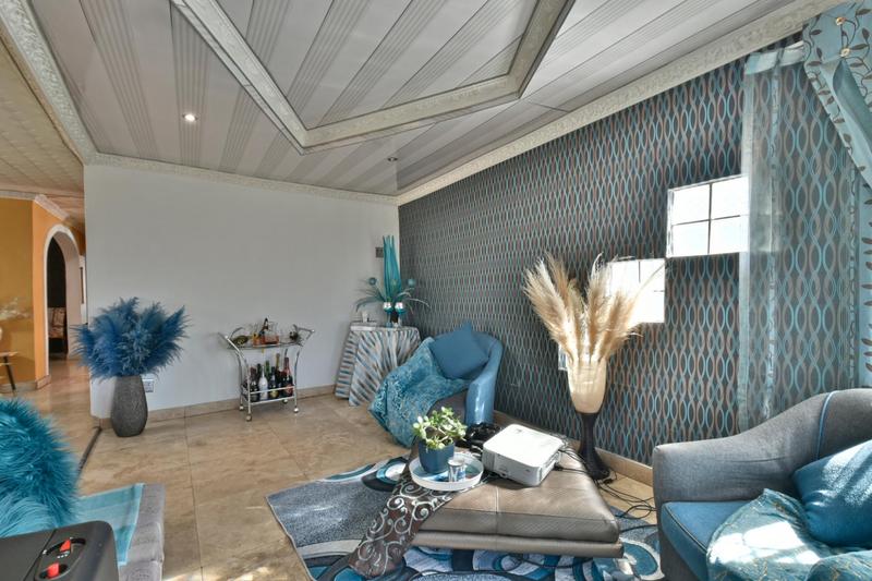 4 Bedroom Property for Sale in Alveda Park Gauteng
