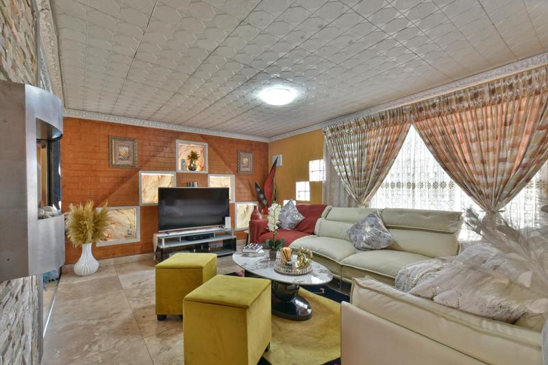 4 Bedroom Property for Sale in Alveda Park Gauteng