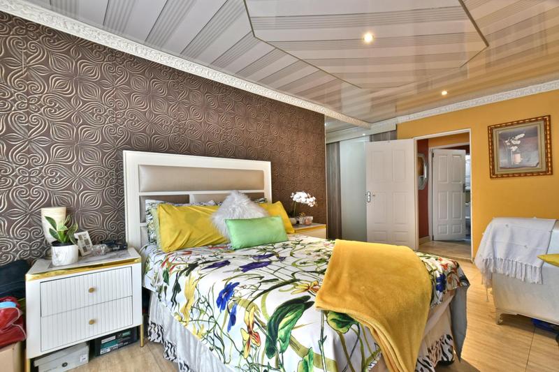 4 Bedroom Property for Sale in Alveda Park Gauteng