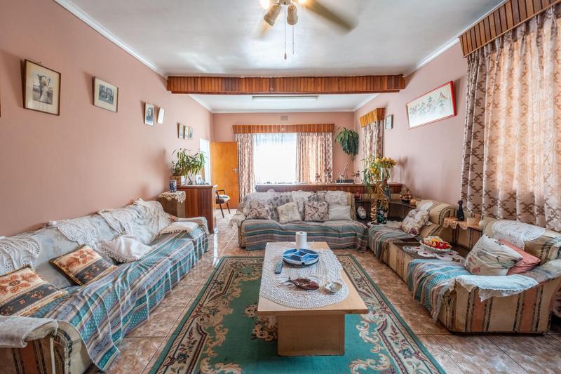 3 Bedroom Property for Sale in Bezuidenhout Valley Gauteng
