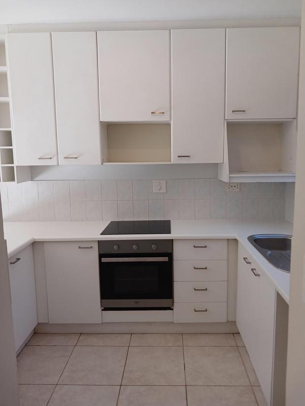 To Let 1 Bedroom Property for Rent in Magaliessig Gauteng