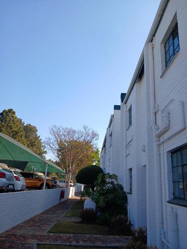 To Let 1 Bedroom Property for Rent in Magaliessig Gauteng