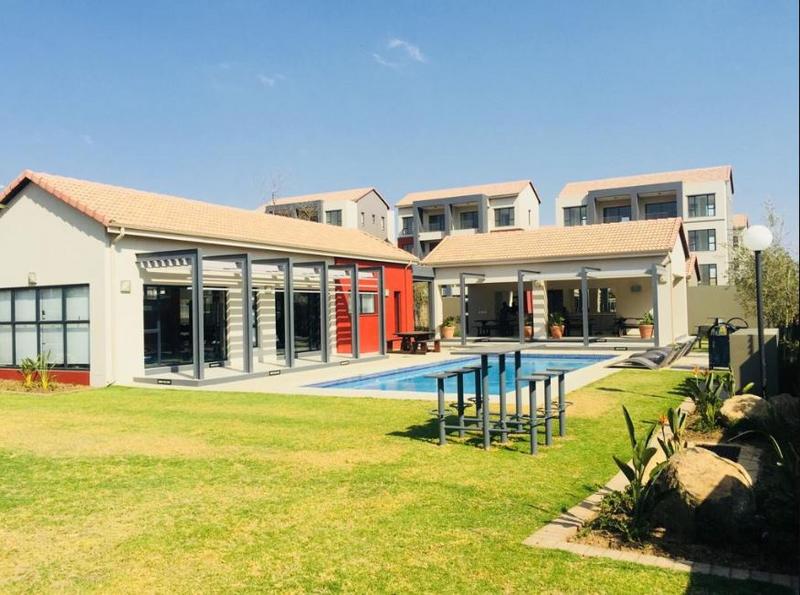 To Let 2 Bedroom Property for Rent in Fourways Gauteng