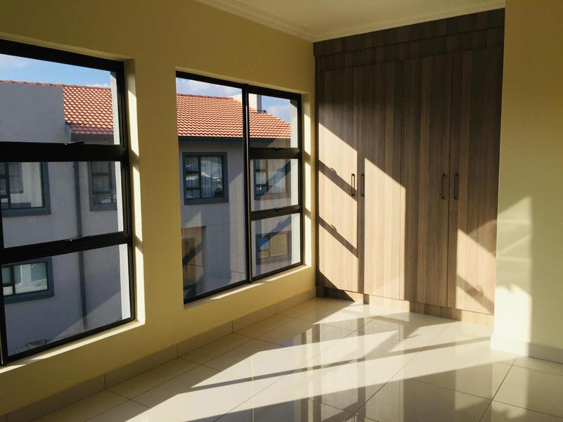 To Let 3 Bedroom Property for Rent in Paulshof Gauteng