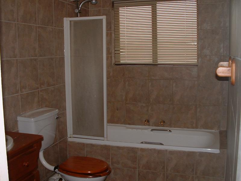 To Let 2 Bedroom Property for Rent in Northwold Gauteng