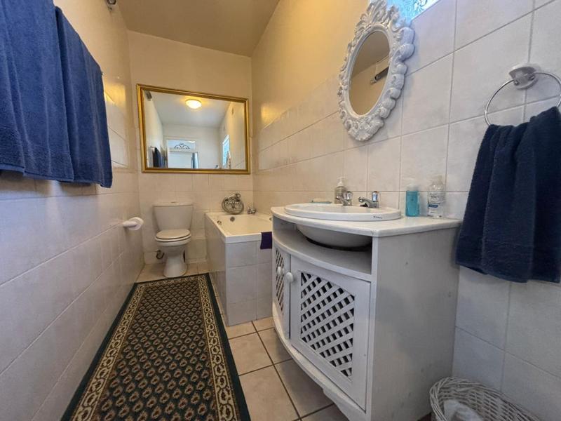 4 Bedroom Property for Sale in Florida Hills Gauteng
