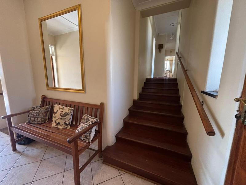4 Bedroom Property for Sale in Florida Hills Gauteng