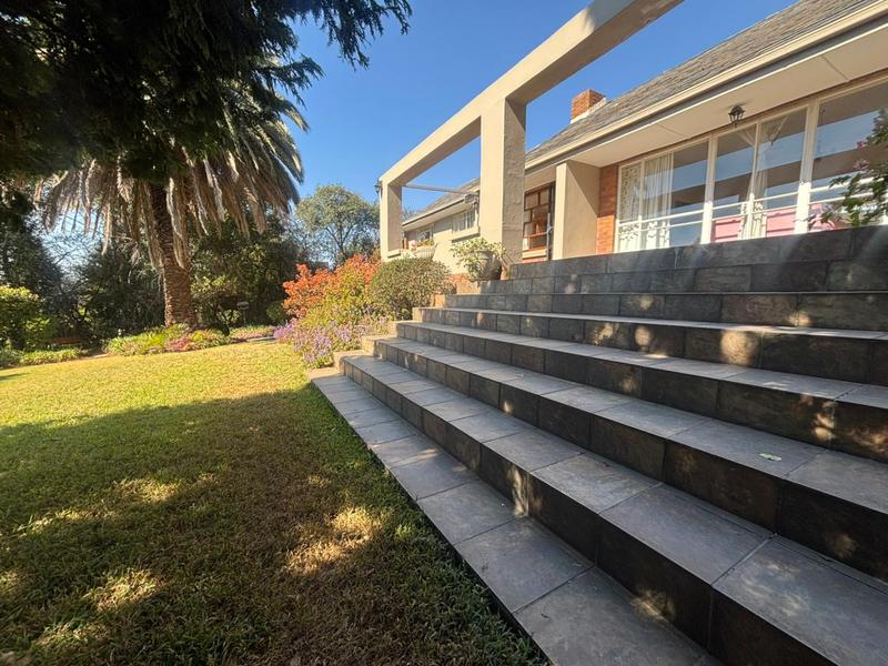 4 Bedroom Property for Sale in Florida Hills Gauteng