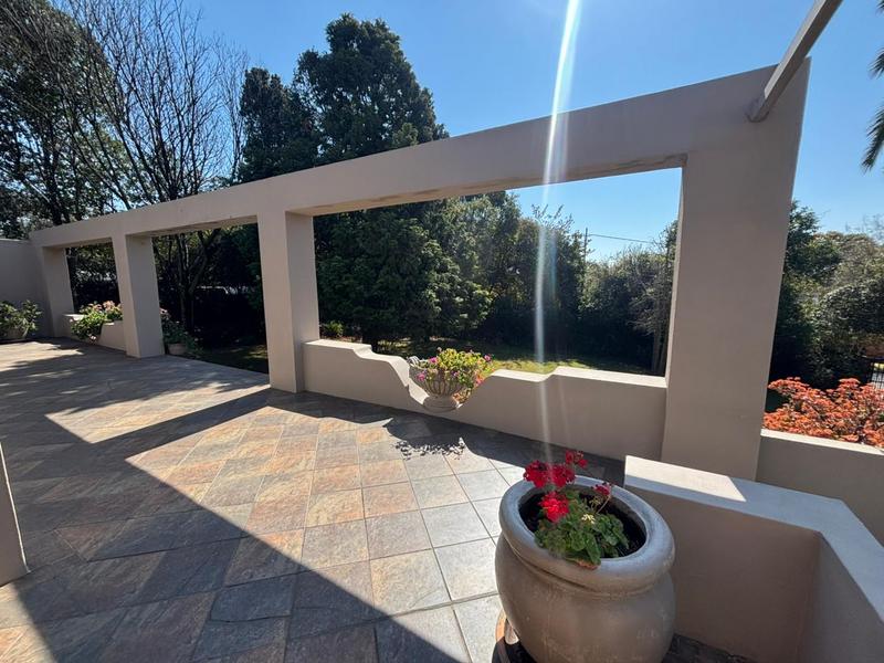 4 Bedroom Property for Sale in Florida Hills Gauteng