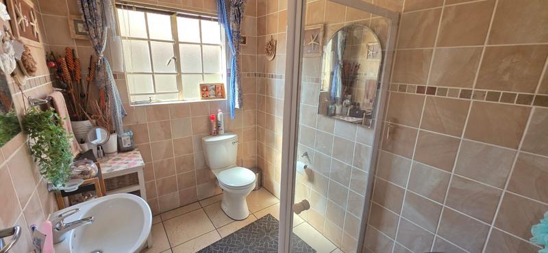 3 Bedroom Property for Sale in Kookrus Gauteng