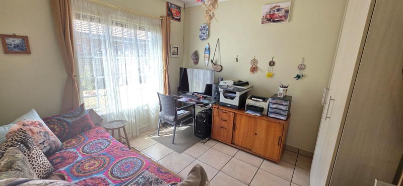 3 Bedroom Property for Sale in Kookrus Gauteng