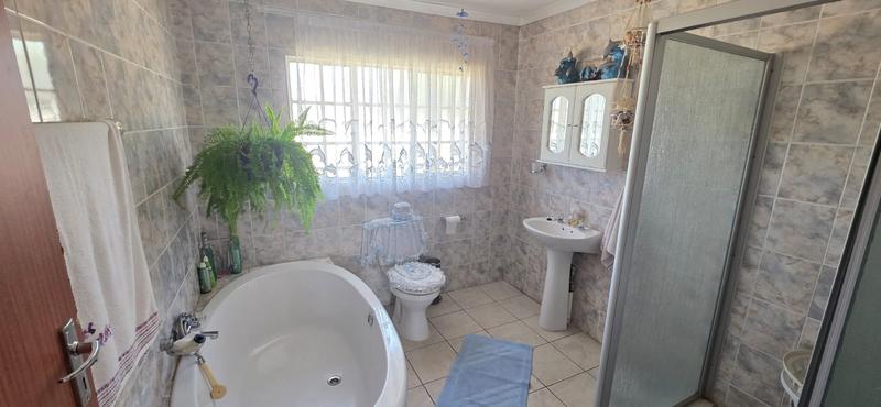 4 Bedroom Property for Sale in Kookrus Gauteng