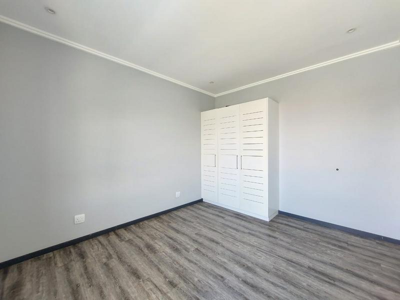 To Let 2 Bedroom Property for Rent in Braamfontein Gauteng